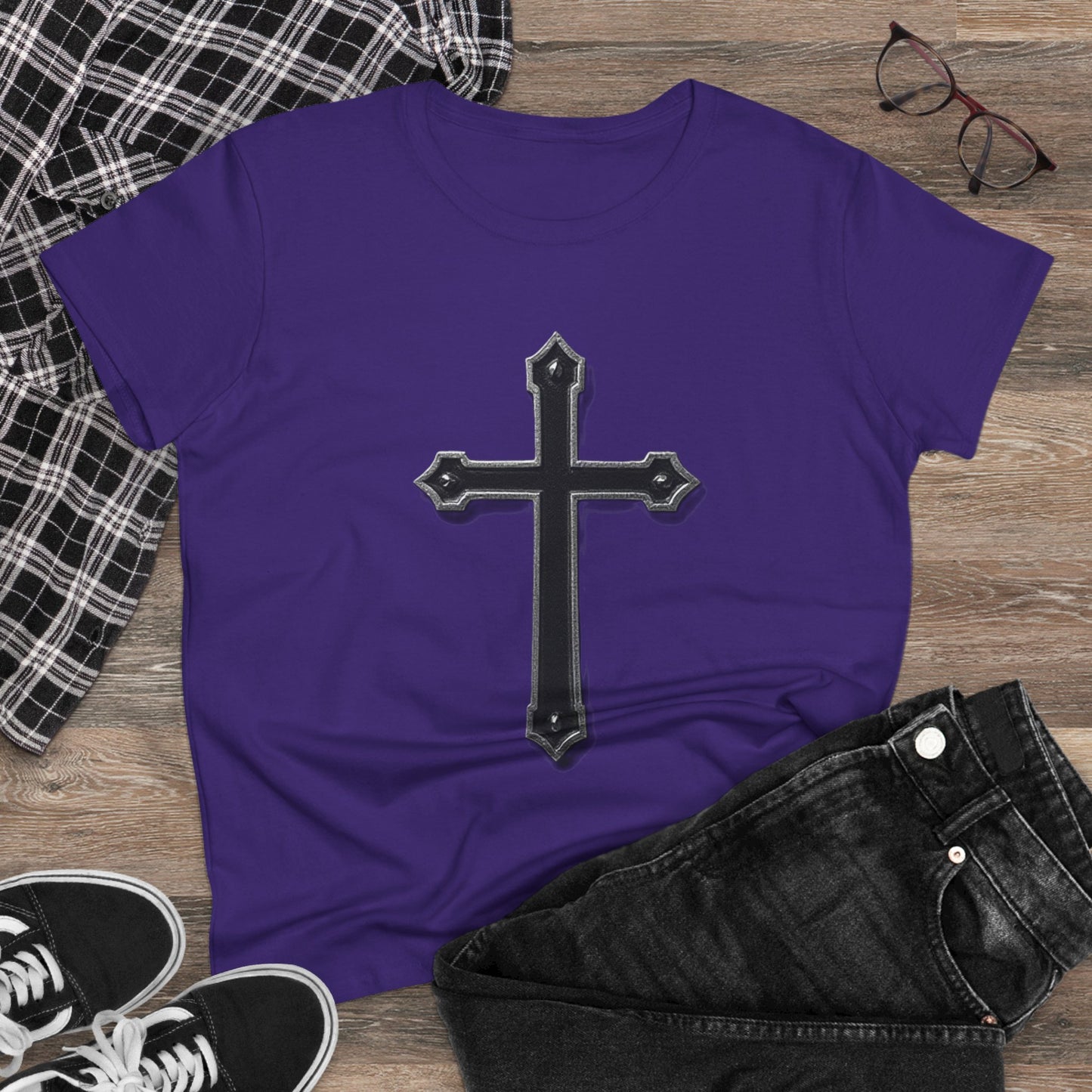 Warrior’s Black Cross Women’s Christian T-Shirt | Ephesians 6:11