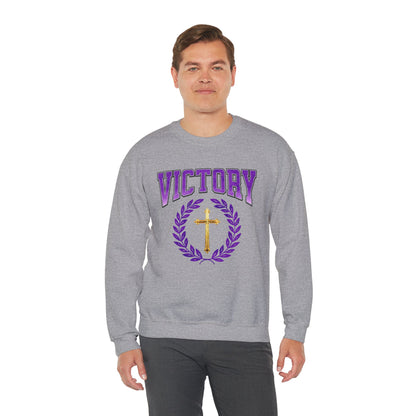 Victory in Christ Men’s Sweater – Crowned in Faith