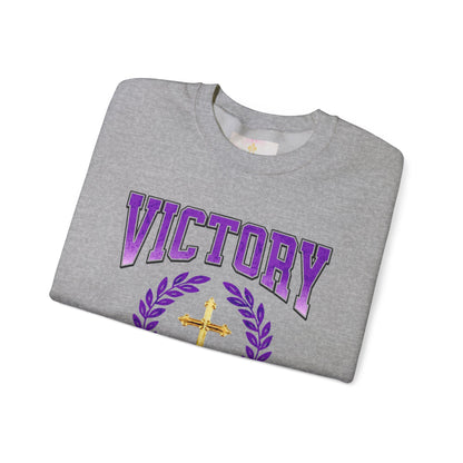 Victory in Christ Men’s Sweater – Crowned in Faith