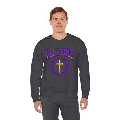Victory in Christ Men’s Sweater – Crowned in Faith