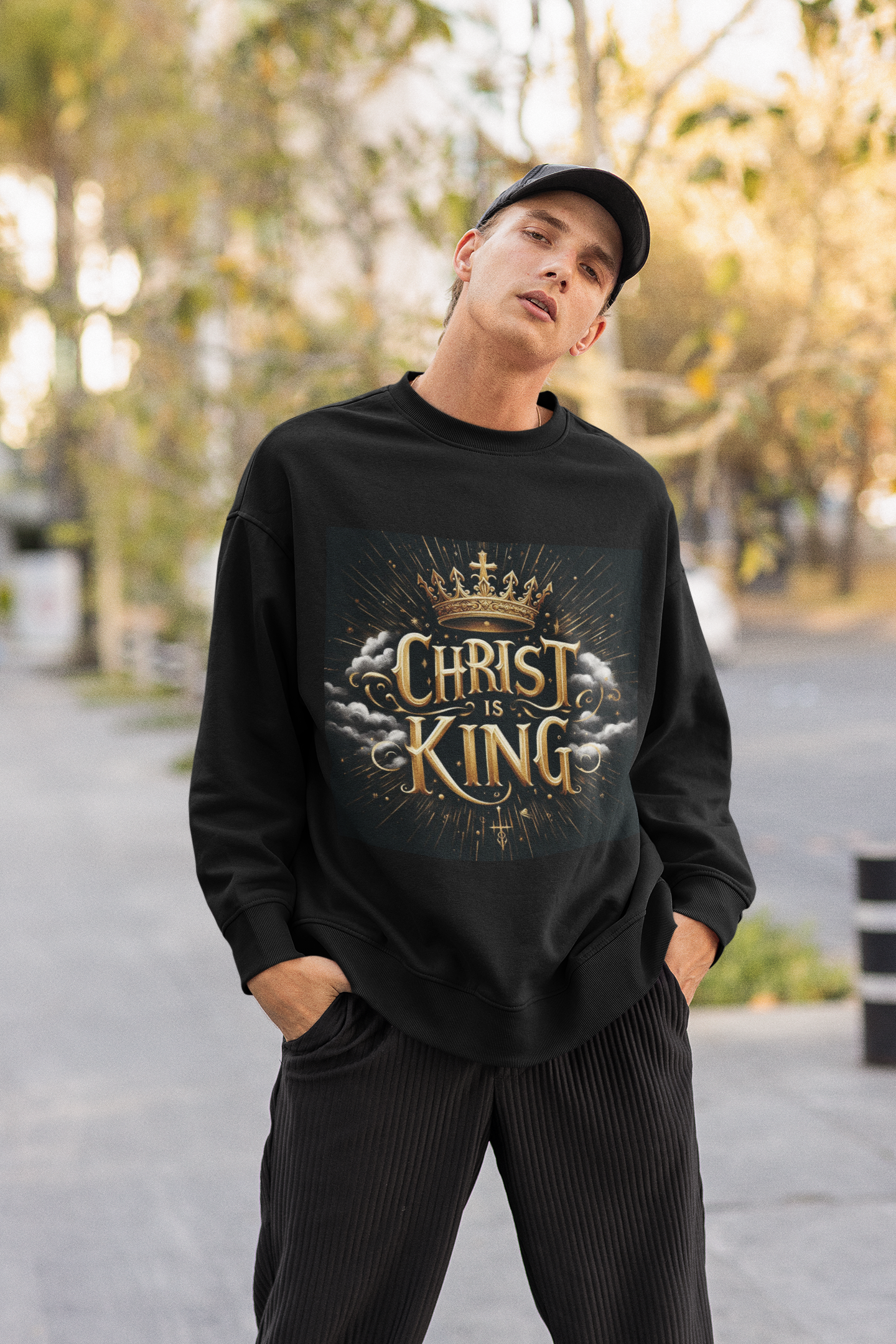 Men’s “Christ is King” Christian Sweatshirt – Warm Faith Statement Pullover