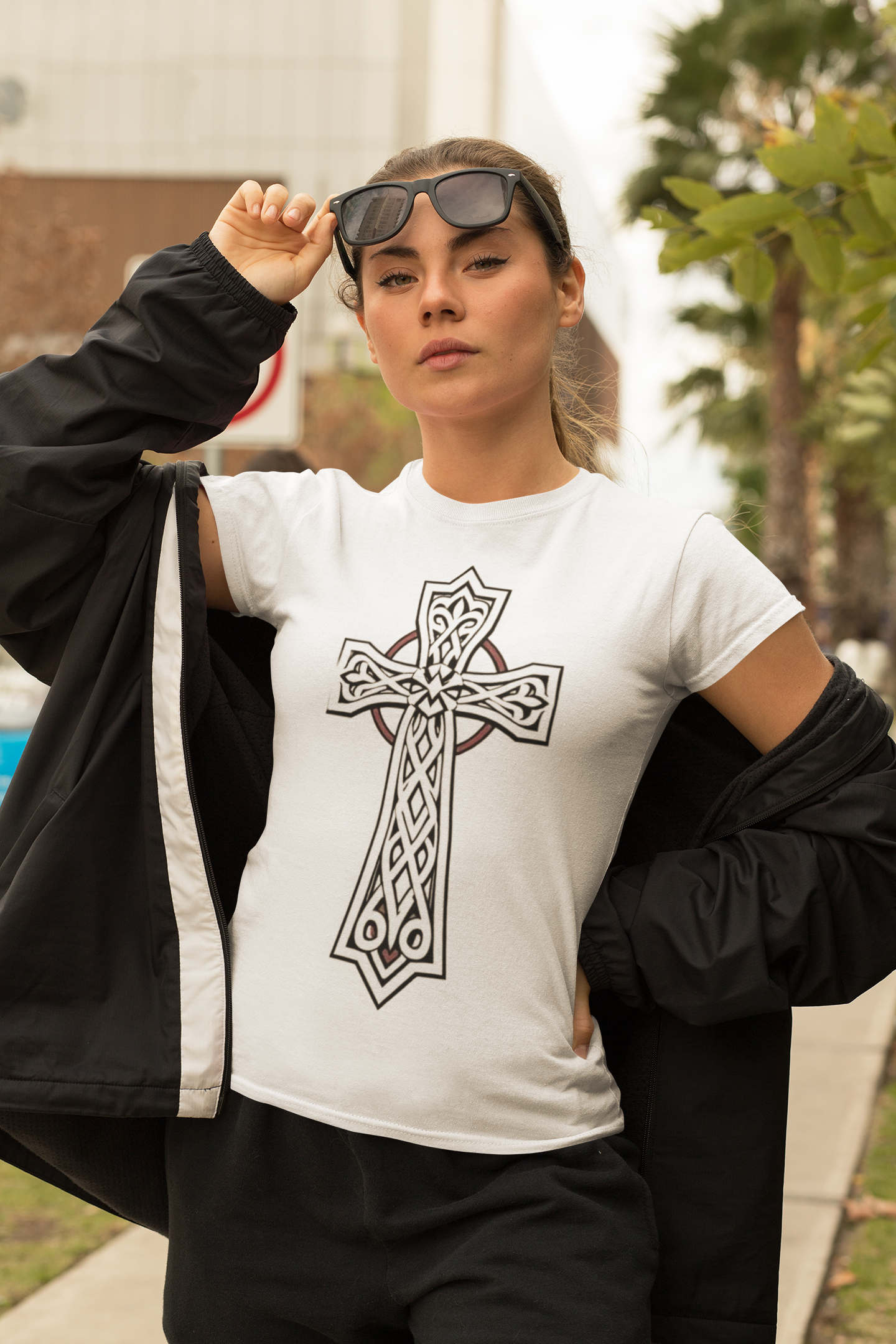 Rooted Grace | Women’s Celtic Cross Tee