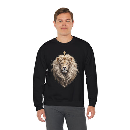 Christ is King (Lion of Judah) - Men's Christian Sweatshirt