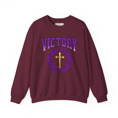 Victory in Christ Men’s Sweater – Crowned in Faith