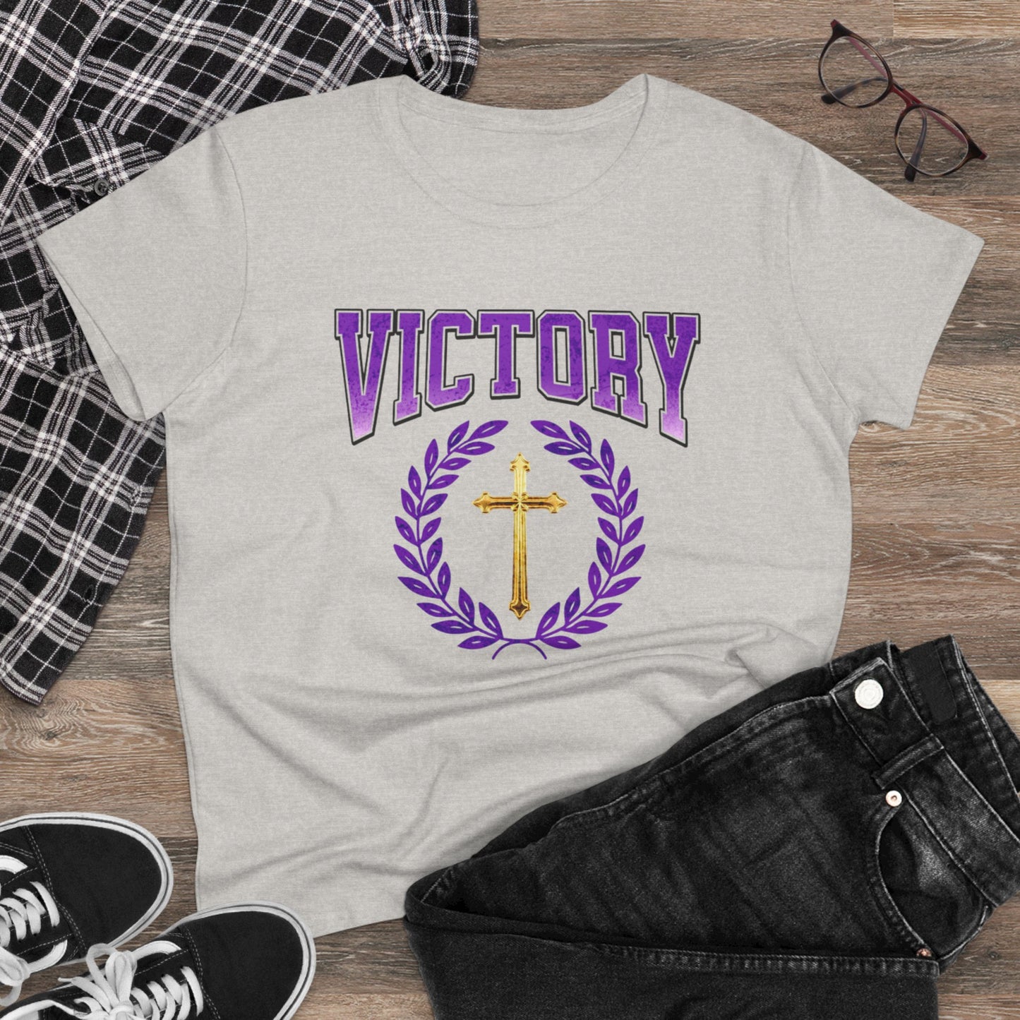 Divine Victory Women’s Tee – Victory in Every Step