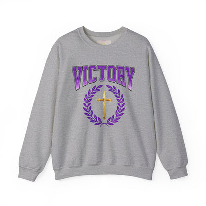 Victory in Christ Men’s Sweater – Crowned in Faith