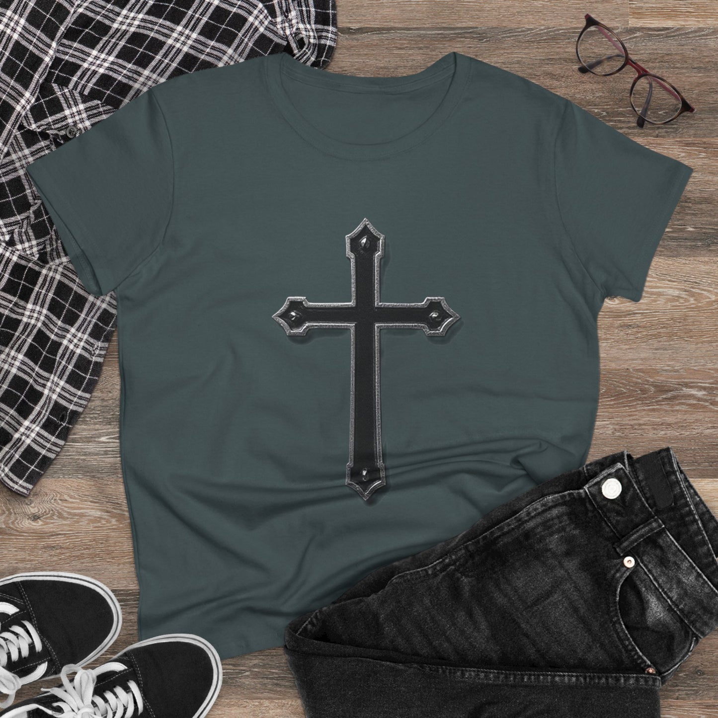Warrior’s Black Cross Women’s Christian T-Shirt | Ephesians 6:11