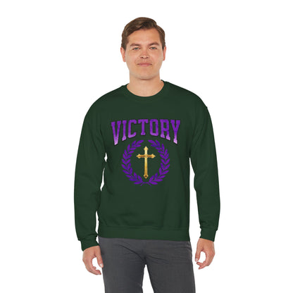 Victory in Christ Men’s Sweater – Crowned in Faith