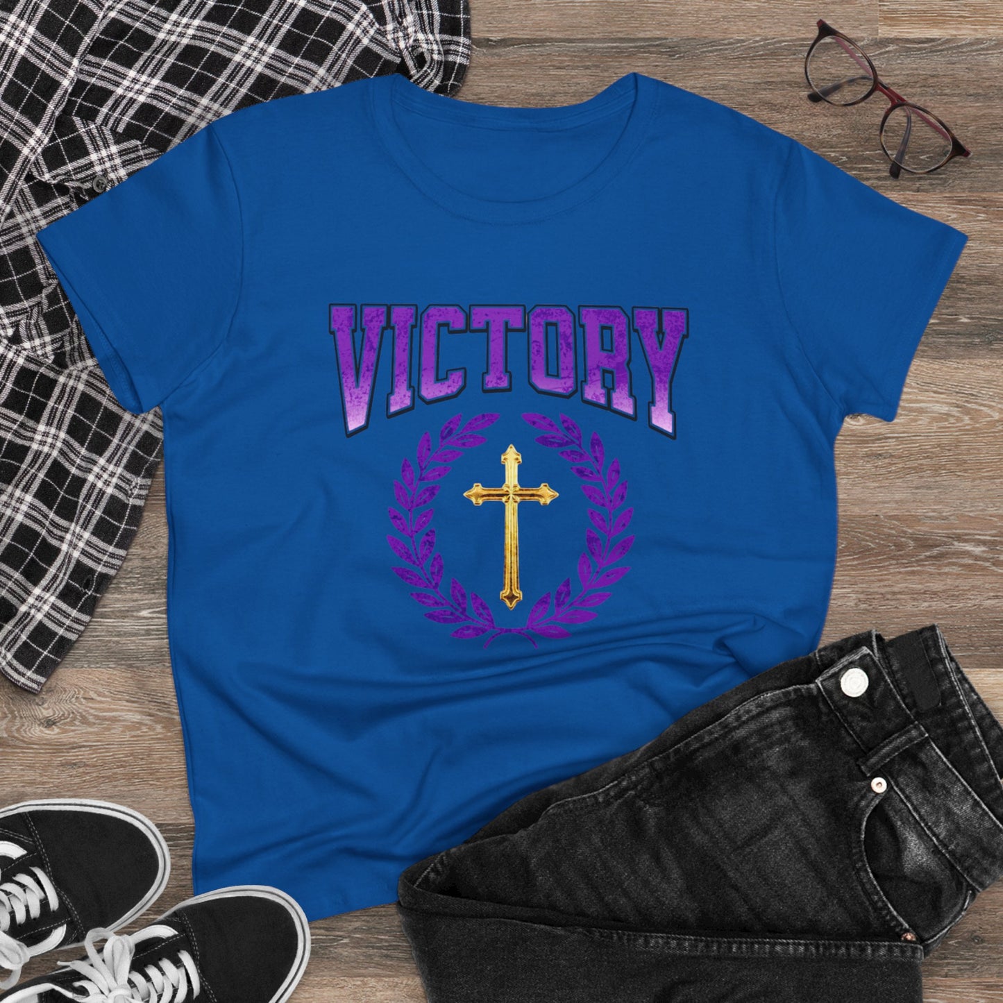 Divine Victory Women’s Tee – Victory in Every Step