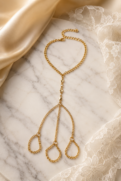 Angelic Touch Simple Star Chain Finger Chain